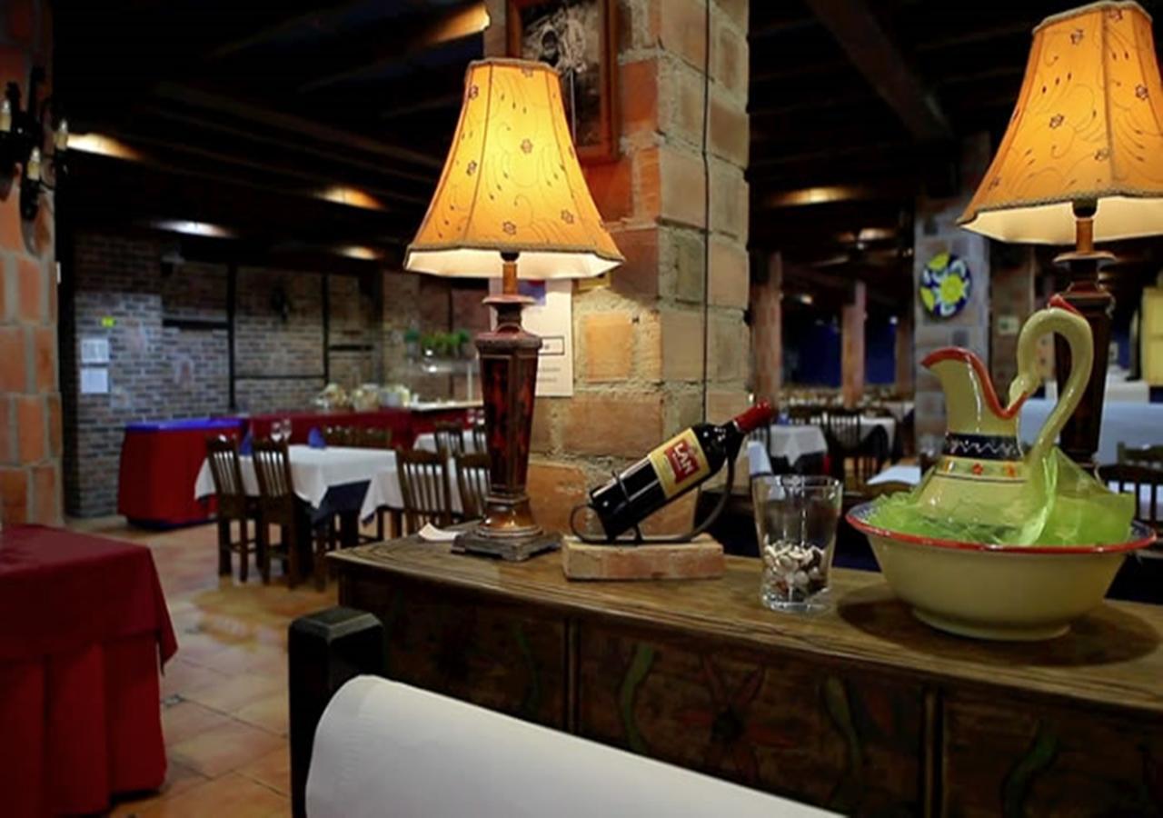 Hotel El Bricial 소토데칸가스 외부 사진